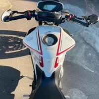 MV Agusta brutale 800