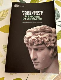 Libro Memorie Di Adriano