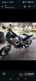 Moto Aprilia pegaso 650