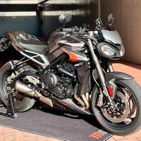 Triumph Street Triple 765 RS