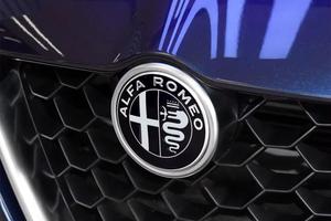 Alfa Romeo Coppia 2 Stemmi   147 / 156 /159