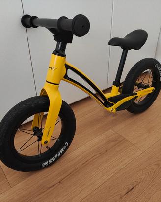 Bici senza pedali Hornit AIRO+   Ultra leggera 