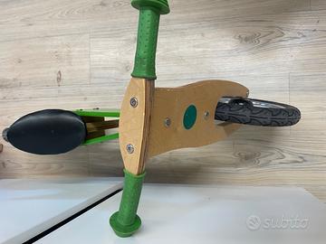 Bici in legno senza pedali