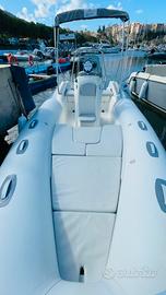 Gommone Kardis Fox 5.7 completo di motore 2021