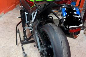 Kawasaki ninja zx10r
