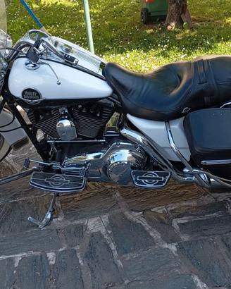 HARLEY DAVIDSON - ROAD KING C.V.O. - 2008