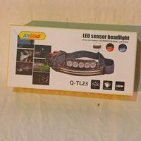 luce frontale con sensore di accensione