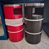 POSACENERE a colonna da con cestino in plastica  