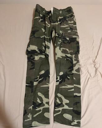 Pantaloni cargo