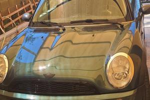 mini one colore verde metallizzato inglese