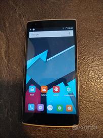 smartphone OnePlus One (A0001)
