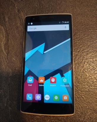 smartphone OnePlus One (A0001)