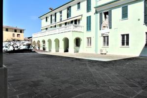 UFFICIO A AZZANO MELLA