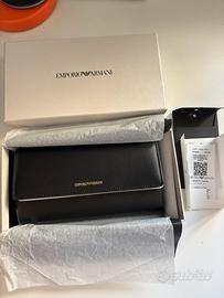 Portafoglio donna Emporio Armani Continental nuovo