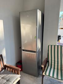 Frigo Indesit con Freezer