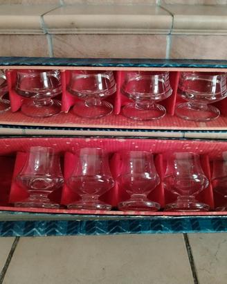 set bicchieri