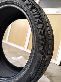 Gomme Michelin 235 45 r19 99 W Primacy 4