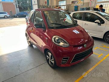 Auto elettrica city car elettrica