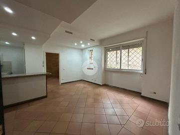 2 LOCALI A ROMA