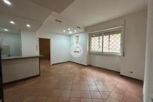 2 LOCALI A ROMA