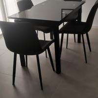 4 sedie nuove mai usate