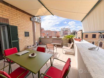 Attico bilocale con terrazza Metro A Cornelia Roma
