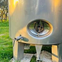 Cisterna per vino