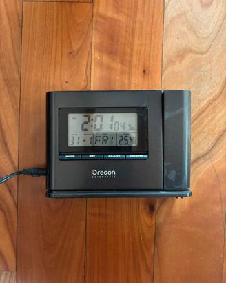 Orologio radiocontrollato Oregon Scientific