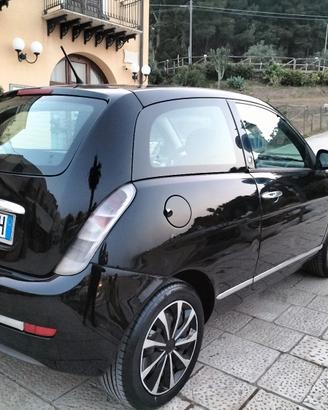 Lancia Ypsilon GPL  