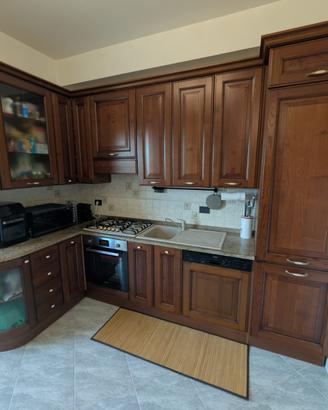 Cucina Angolare ARAN in legno di Ciliegio massello