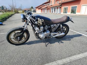 Suzuki GS 750