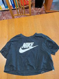 T-shirt corta nike