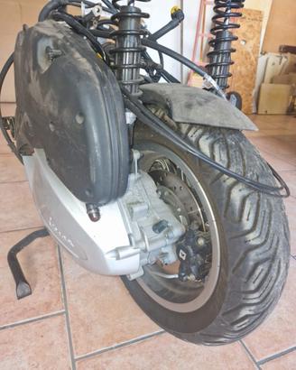 ricambi vespa 300 gts