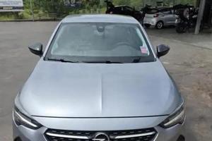 Opel corsa 1.2 100cv automatico Elegance