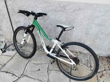 bicicletta Kona Hola raggio 24