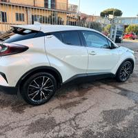 Toyota chr 1.8 lounge. PERFETTA!!!