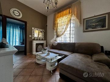 4 LOCALI A CASTELLAMMARE DI STABIA