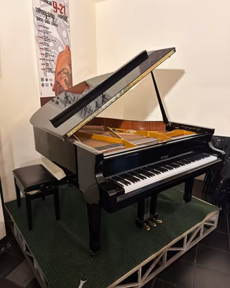 Pianoforte mezzacoda PETROF 172cm nr. 619688
