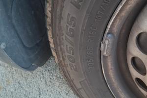 gomme furgone