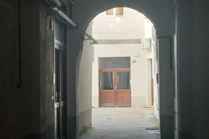 Bilocale centrale arredato