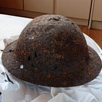 elmetto militare vintage 