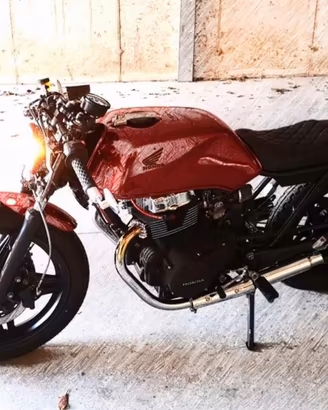 Cafè Racer HONDA CB400N '84