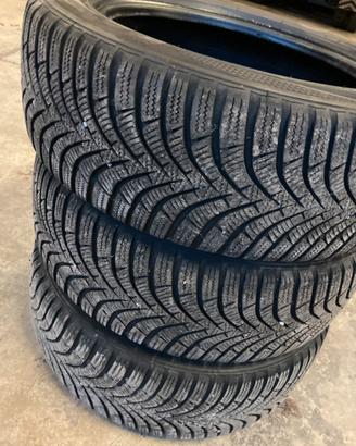 Gomme invernali Hankook 185/55r15 82T
