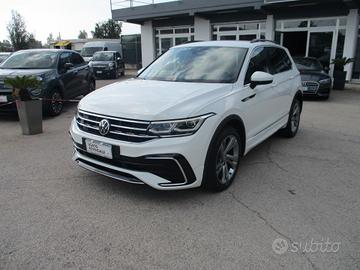 Volkswagen Tiguan 2.0 TDI 150 CV SCR DSG R-Line