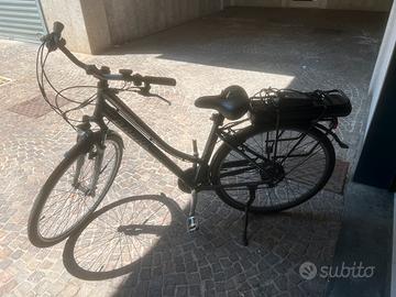Bicicletta elettrica a pedalata assistita Brera