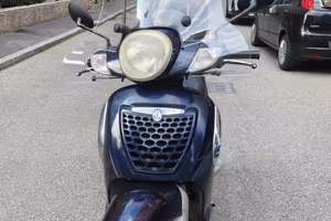 scooter Scarabeo 200 i.e. del 2011