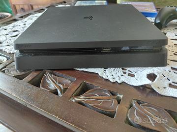 Playstation 4 slim perfetta!