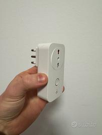 Due prese smart per accensione e spegnimento remot