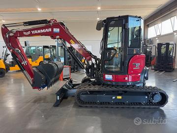 ESCAVATORE YANMAR VIO 57 CABINATO
