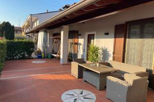 Villa di 200 m² con 4 locali e box auto doppio a C